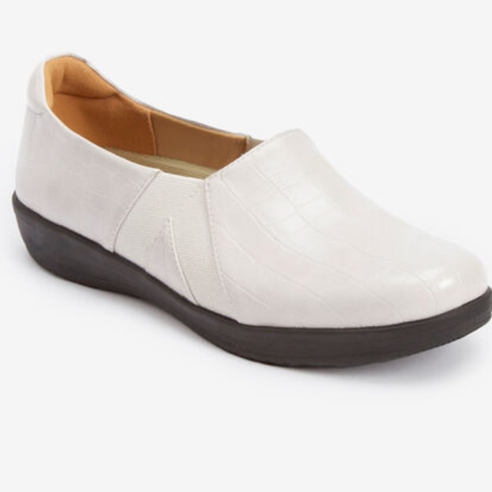 Comfort View Harlee Flats Size 8.5